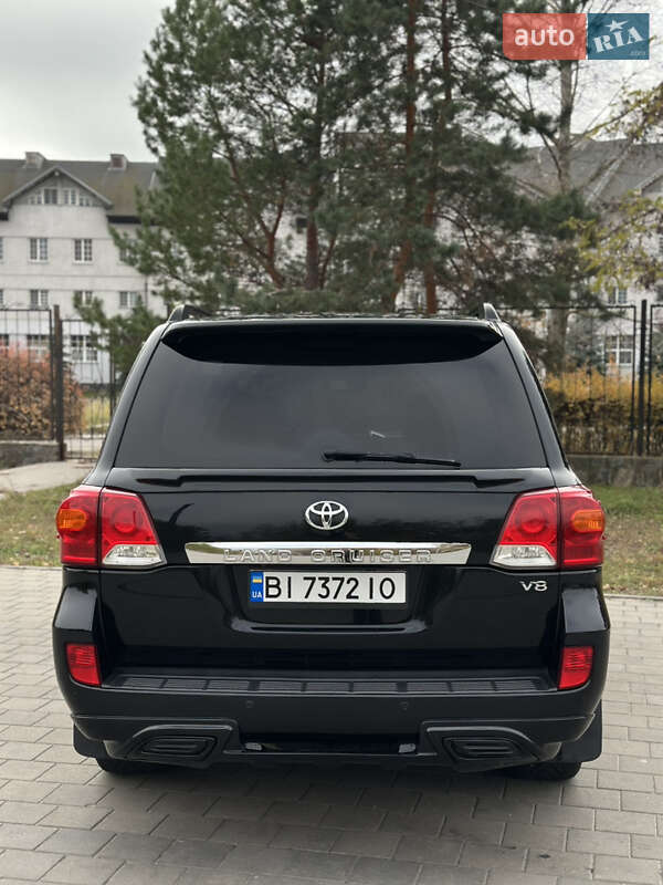 Внедорожник / Кроссовер Toyota Land Cruiser 2012 в Кременчуге