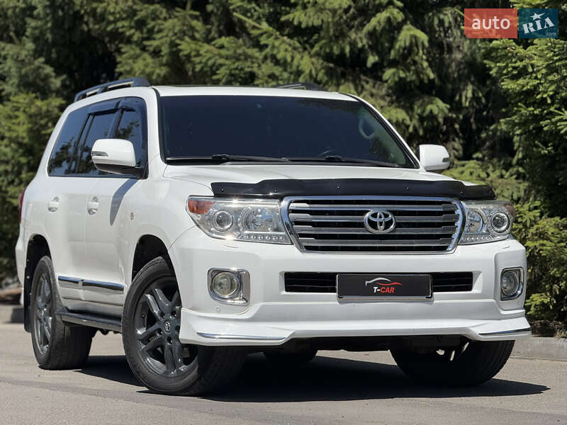 Внедорожник / Кроссовер Toyota Land Cruiser 2011 в Тернополе