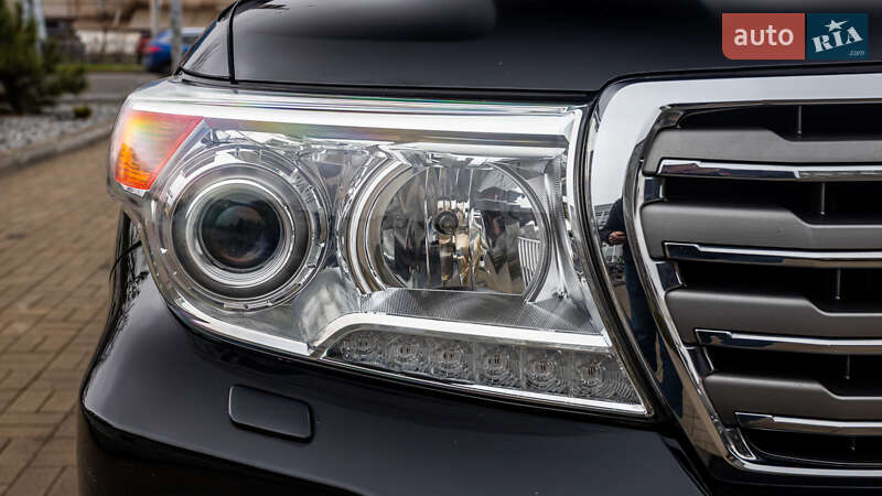 Внедорожник / Кроссовер Toyota Land Cruiser 2014 в Днепре