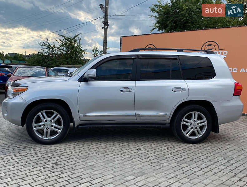 Внедорожник / Кроссовер Toyota Land Cruiser 2012 в Ровно