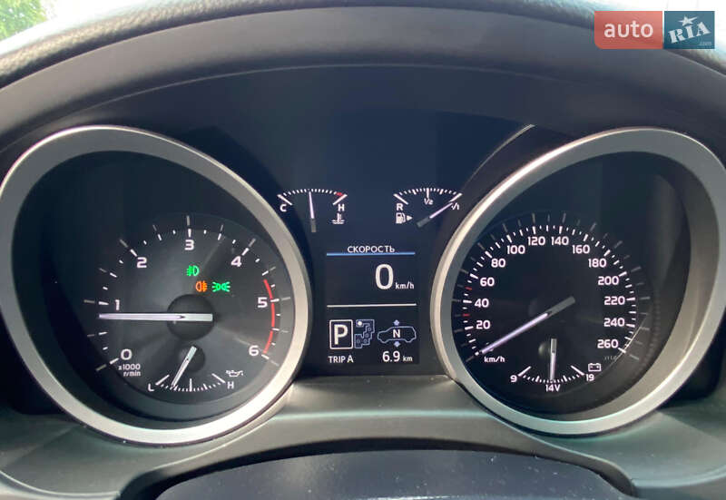 Внедорожник / Кроссовер Toyota Land Cruiser 2012 в Ровно