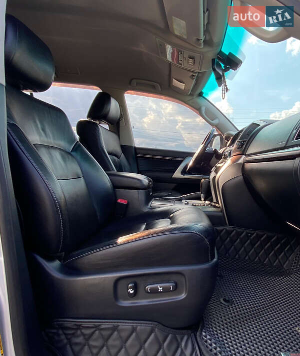 Внедорожник / Кроссовер Toyota Land Cruiser 2012 в Ровно