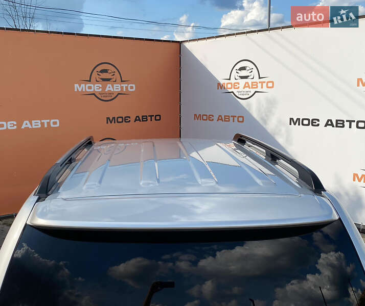 Внедорожник / Кроссовер Toyota Land Cruiser 2012 в Ровно