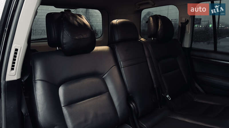 Внедорожник / Кроссовер Toyota Land Cruiser 2018 в Киеве