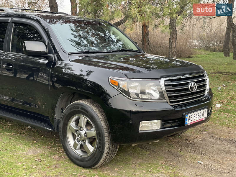 Внедорожник / Кроссовер Toyota Land Cruiser 2007 в Днепре