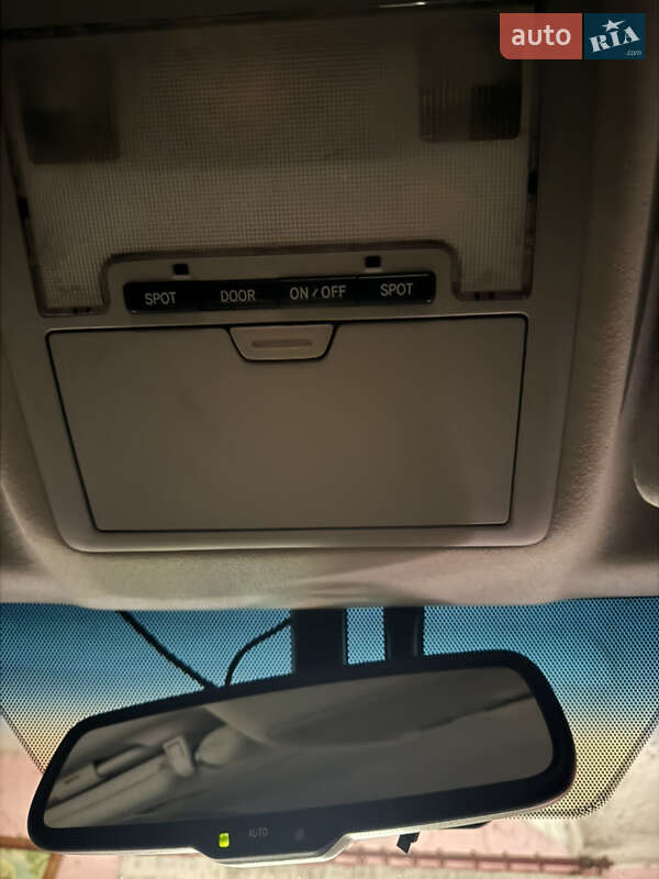 Внедорожник / Кроссовер Toyota Land Cruiser 2012 в Чорткове