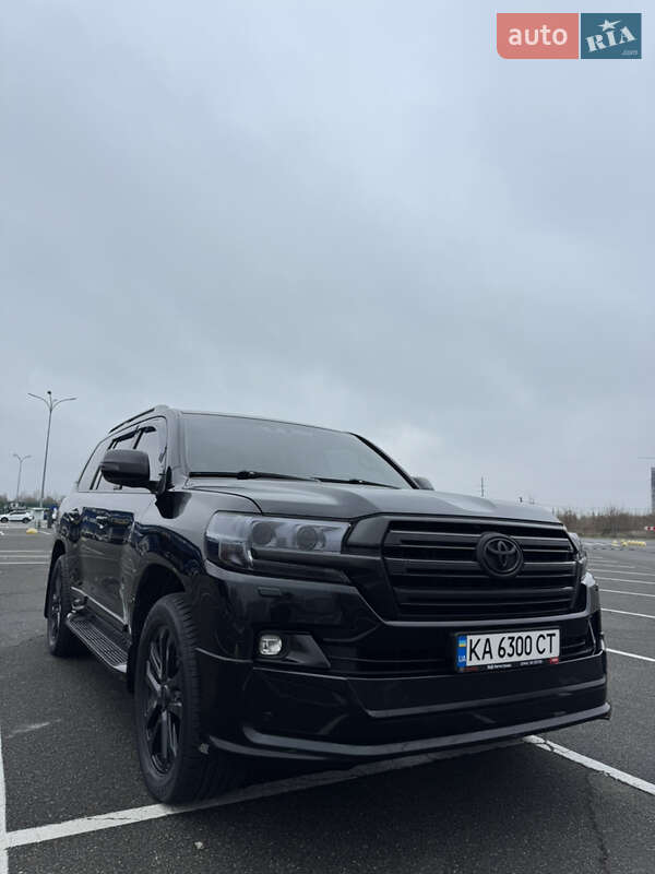 Внедорожник / Кроссовер Toyota Land Cruiser 2019 в Киеве