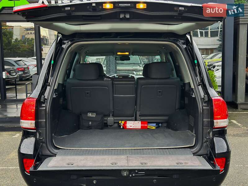 Внедорожник / Кроссовер Toyota Land Cruiser 2008 в Киеве