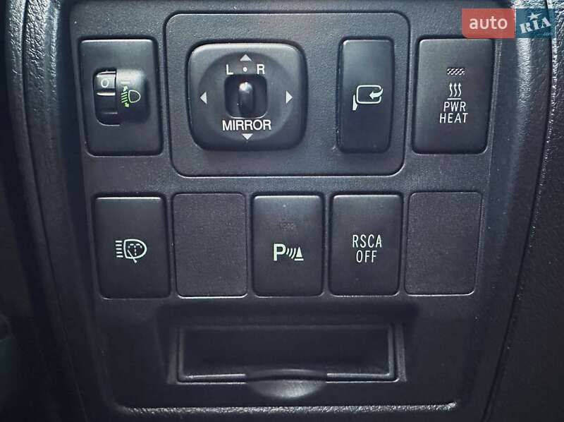 Внедорожник / Кроссовер Toyota Land Cruiser 2008 в Киеве