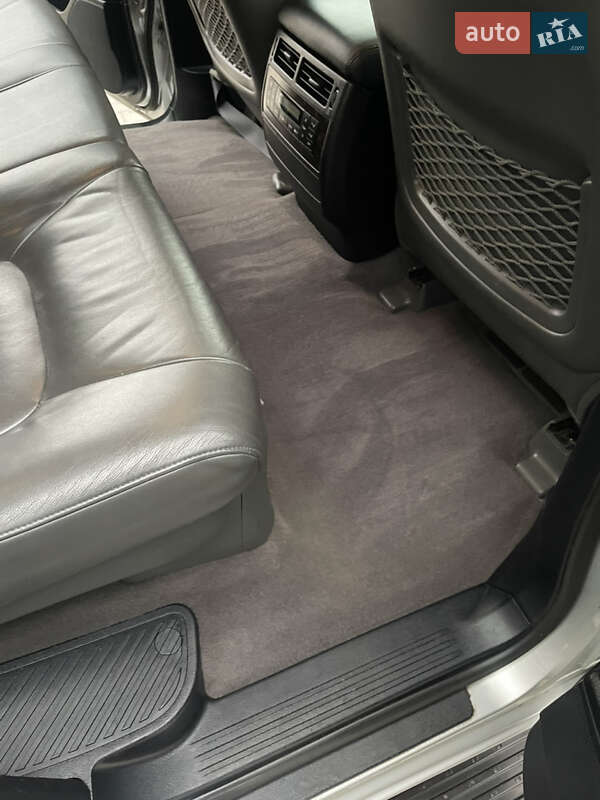 Внедорожник / Кроссовер Toyota Land Cruiser 2007 в Днепре