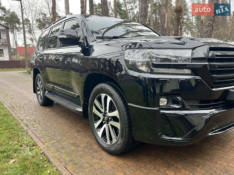 Внедорожник / Кроссовер Toyota Land Cruiser 2015 в Киеве