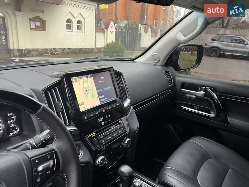 Внедорожник / Кроссовер Toyota Land Cruiser 2015 в Киеве