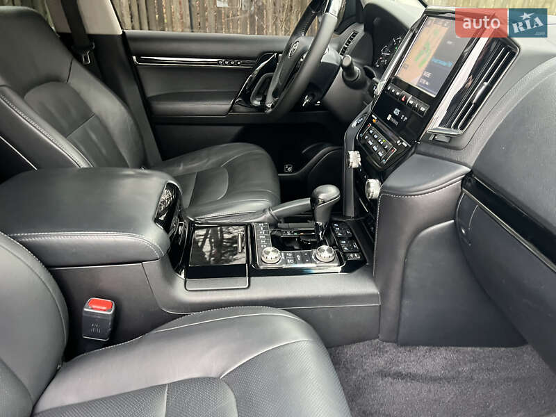 Внедорожник / Кроссовер Toyota Land Cruiser 2015 в Киеве