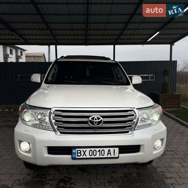 Toyota Land Cruiser 2012