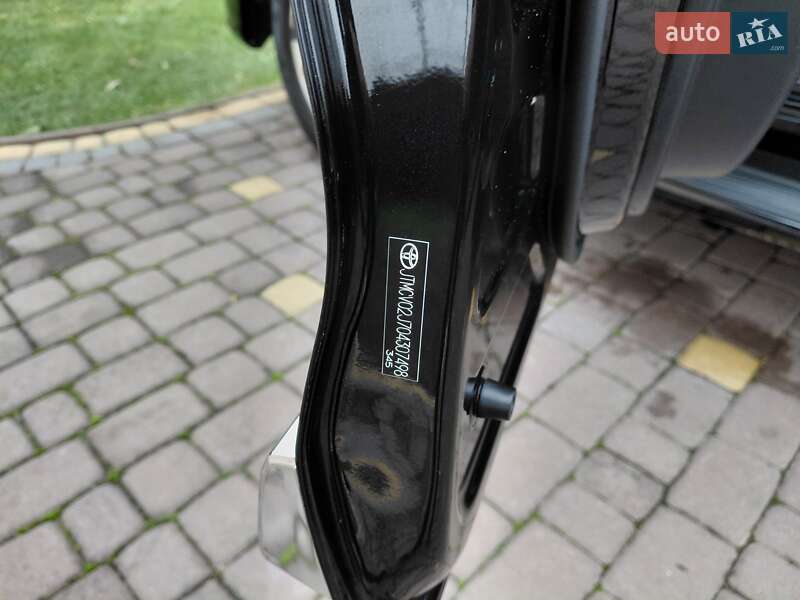 Внедорожник / Кроссовер Toyota Land Cruiser 2020 в Ивано-Франковске фото 95 Внедорожник / Кроссовер Toyota Land Cruiser 2020 в Ивано-Франковске