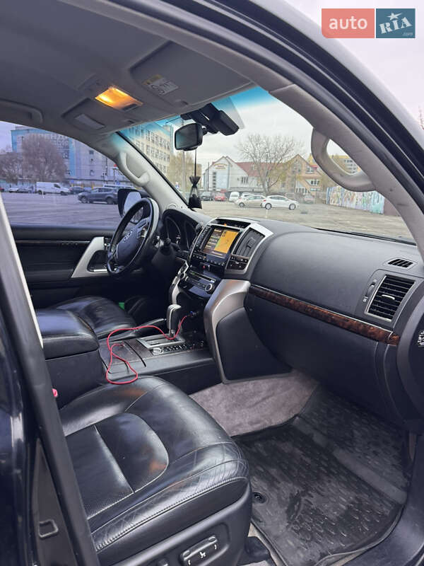 Внедорожник / Кроссовер Toyota Land Cruiser 2014 в Киеве
