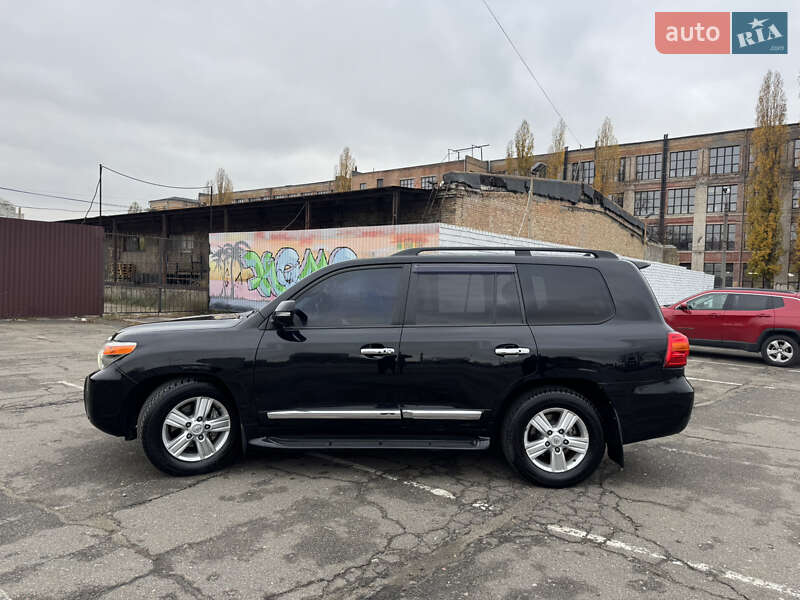 Внедорожник / Кроссовер Toyota Land Cruiser 2014 в Киеве
