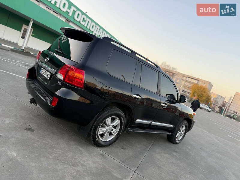 Позашляховик / Кросовер Toyota Land Cruiser 2013 в Дніпрі