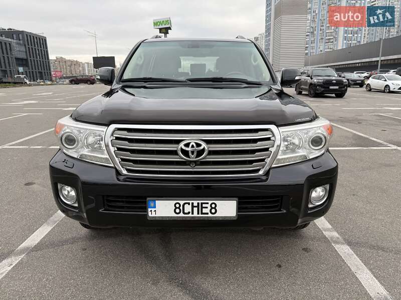 Внедорожник / Кроссовер Toyota Land Cruiser 2013 в Киеве фото 9 Внедорожник / Кроссовер Toyota Land Cruiser 2013 в Киеве