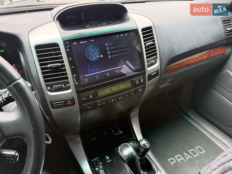 Внедорожник / Кроссовер Toyota Land Cruiser 2006 в Переяславе