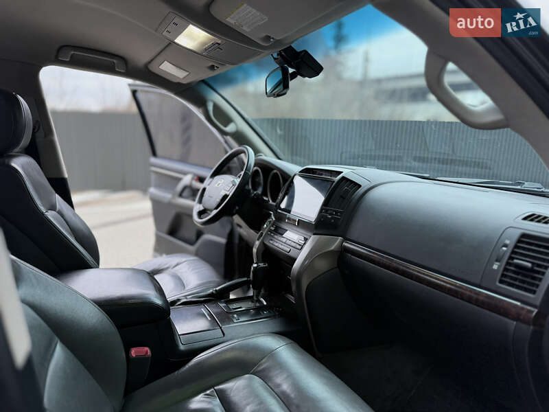 Внедорожник / Кроссовер Toyota Land Cruiser 2008 в Тернополе