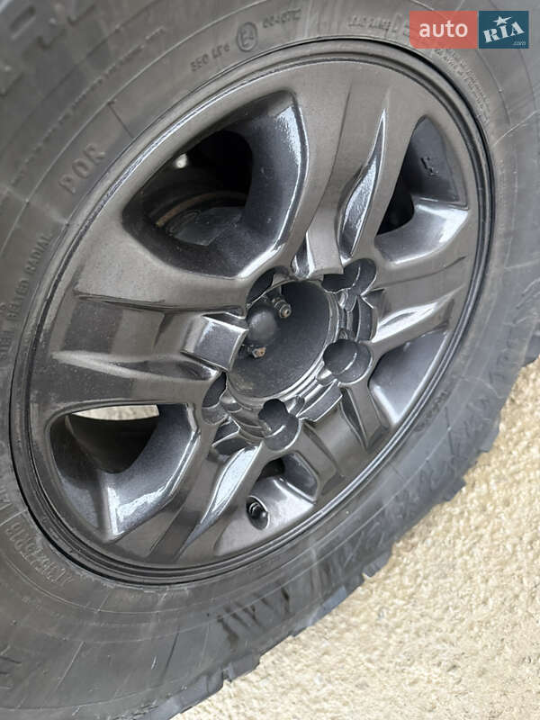 Внедорожник / Кроссовер Toyota Land Cruiser 2007 в Тячеве