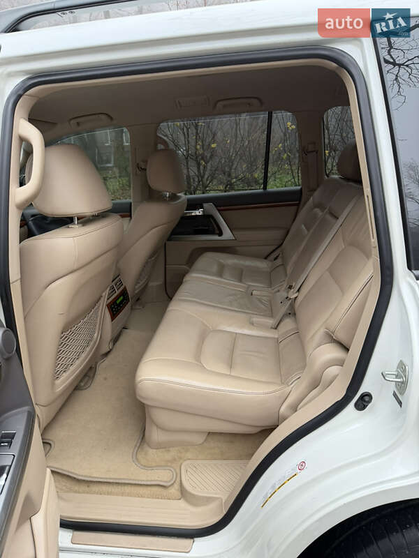 Внедорожник / Кроссовер Toyota Land Cruiser 2013 в Киеве