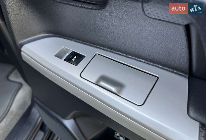 Внедорожник / Кроссовер Toyota Land Cruiser 2014 в Трускавце