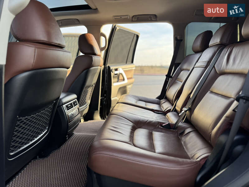 Внедорожник / Кроссовер Toyota Land Cruiser 2017 в Николаеве