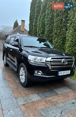 Внедорожник / Кроссовер Toyota Land Cruiser 2016 в Харькове