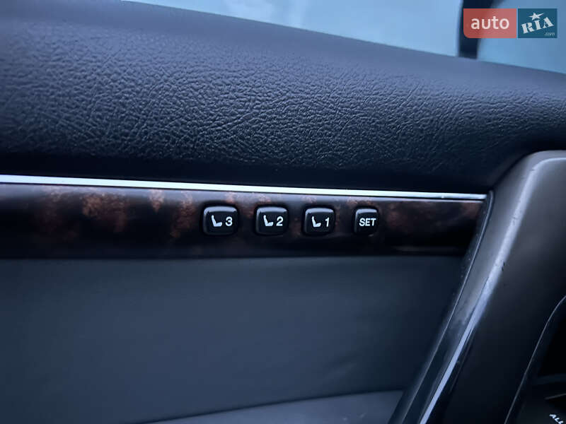 Внедорожник / Кроссовер Toyota Land Cruiser 2008 в Хмельницком