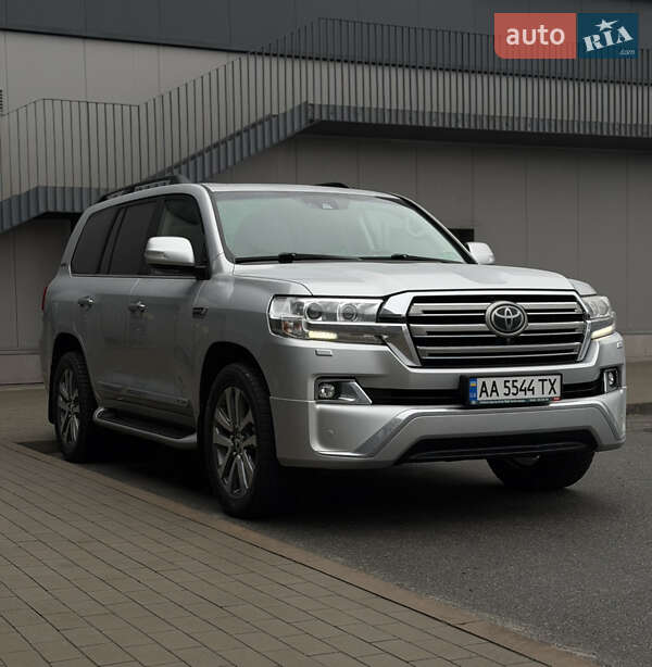 Toyota Land Cruiser 2018