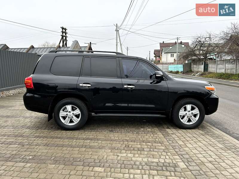 Внедорожник / Кроссовер Toyota Land Cruiser 2012 в Киеве фото 6 Внедорожник / Кроссовер Toyota Land Cruiser 2012 в Киеве