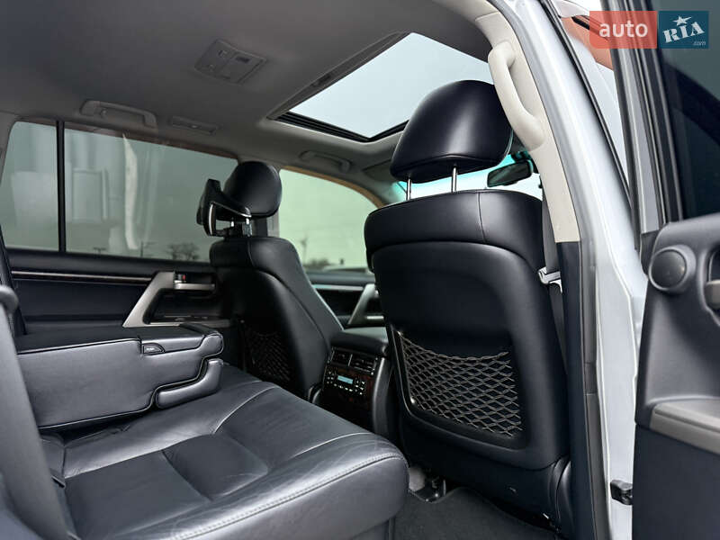 Внедорожник / Кроссовер Toyota Land Cruiser 2011 в Борисполе