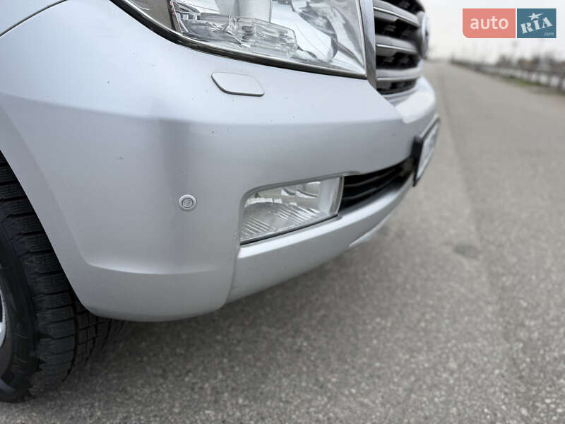 Внедорожник / Кроссовер Toyota Land Cruiser 2011 в Борисполе