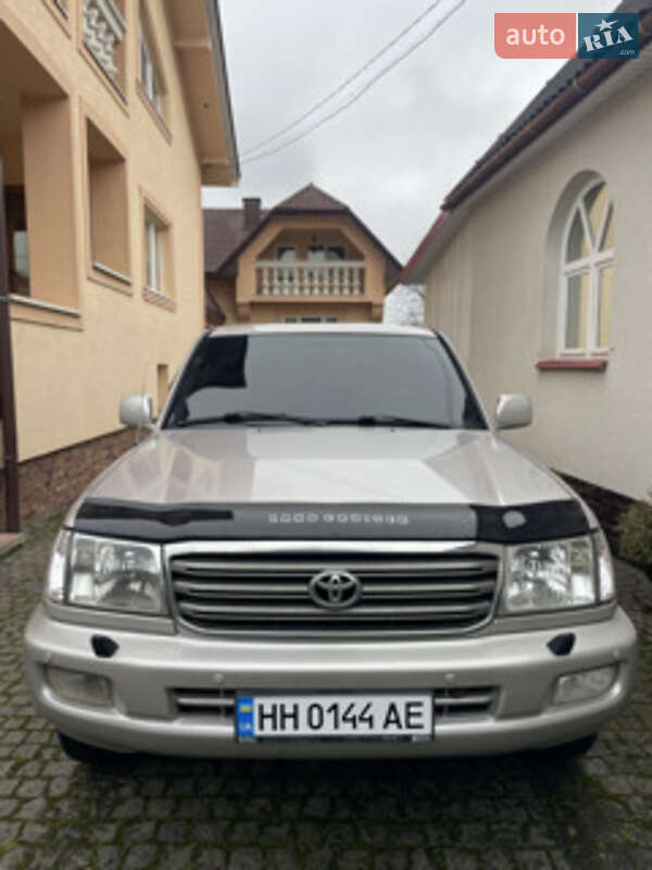 Toyota Land Cruiser 2003