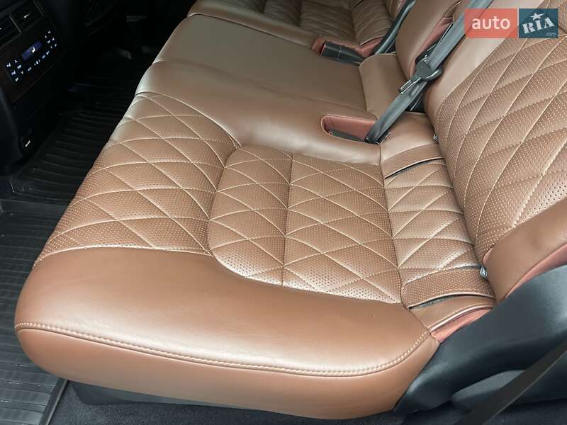 Внедорожник / Кроссовер Toyota Land Cruiser 2018 в Киеве фото 17 Внедорожник / Кроссовер Toyota Land Cruiser 2018 в Киеве