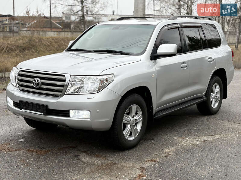 Внедорожник / Кроссовер Toyota Land Cruiser 2008 в Ахтырке