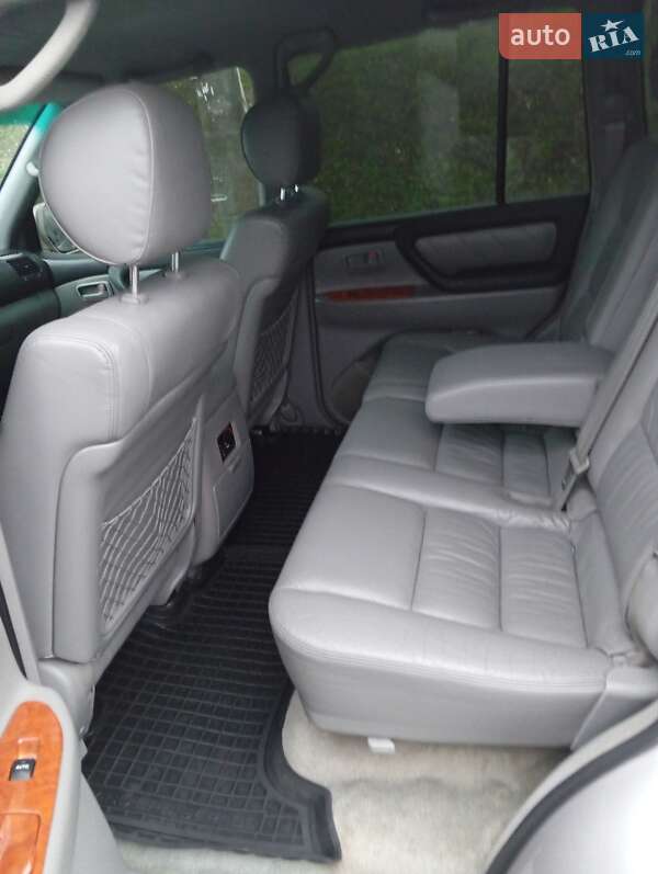 Внедорожник / Кроссовер Toyota Land Cruiser 2003 в Днепре фото 8 Внедорожник / Кроссовер Toyota Land Cruiser 2003 в Днепре