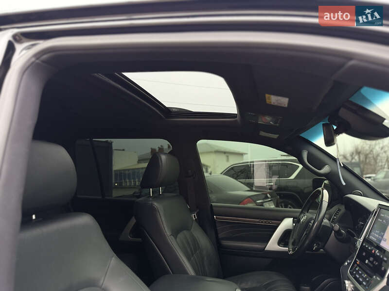 Внедорожник / Кроссовер Toyota Land Cruiser 2020 в Черновцах фото 17 Внедорожник / Кроссовер Toyota Land Cruiser 2020 в Черновцах