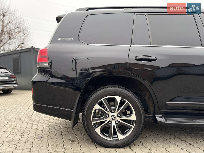 Внедорожник / Кроссовер Toyota Land Cruiser 2020 в Черновцах фото 110 Внедорожник / Кроссовер Toyota Land Cruiser 2020 в Черновцах