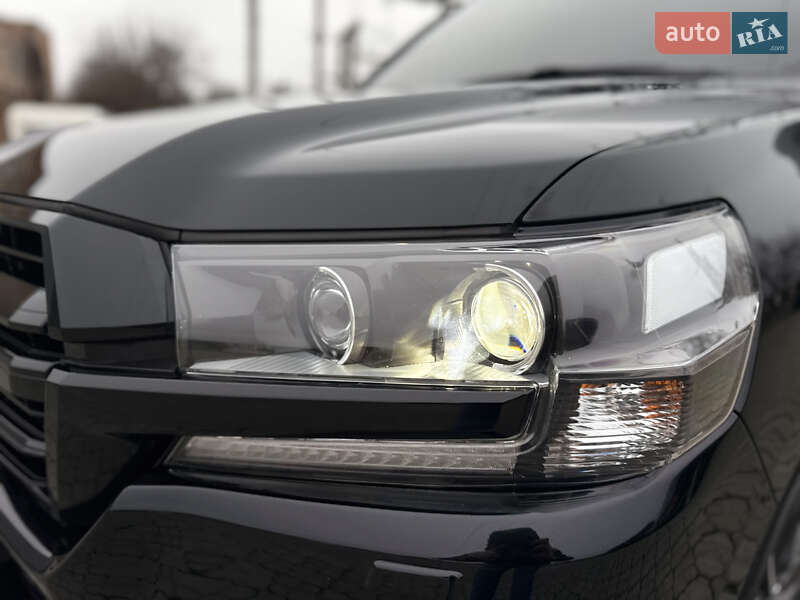Внедорожник / Кроссовер Toyota Land Cruiser 2020 в Черновцах фото 135 Внедорожник / Кроссовер Toyota Land Cruiser 2020 в Черновцах