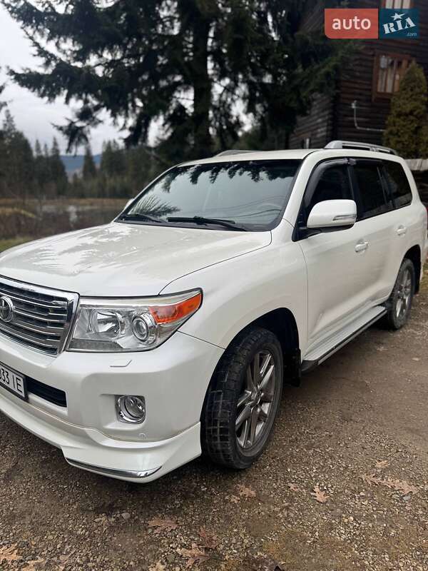 Toyota Land Cruiser 2013 Toyota Land Cruiser 2013