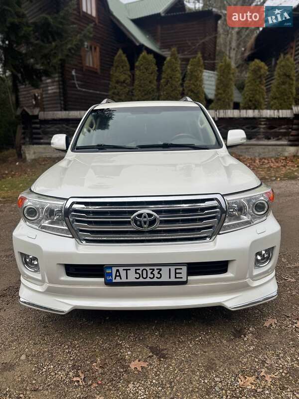 Позашляховик / Кросовер Toyota Land Cruiser 2013 в Яремчі фото 2 Позашляховик / Кросовер Toyota Land Cruiser 2013 в Яремчі