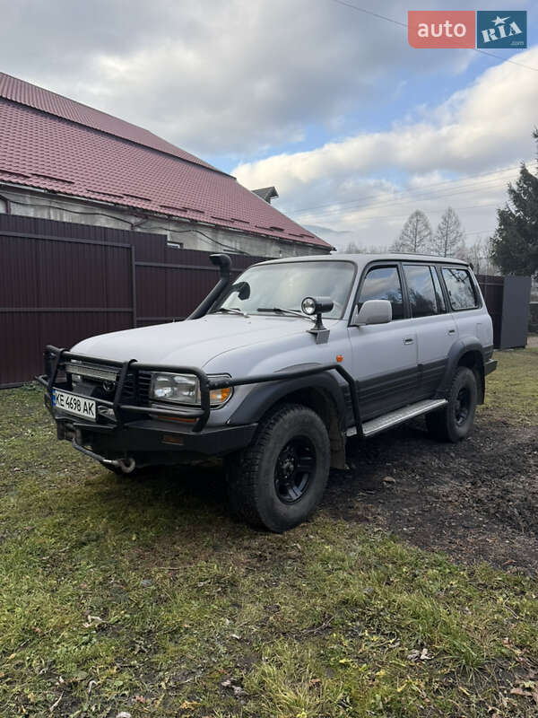 Позашляховик / Кросовер Toyota Land Cruiser 1997 в Лазещині