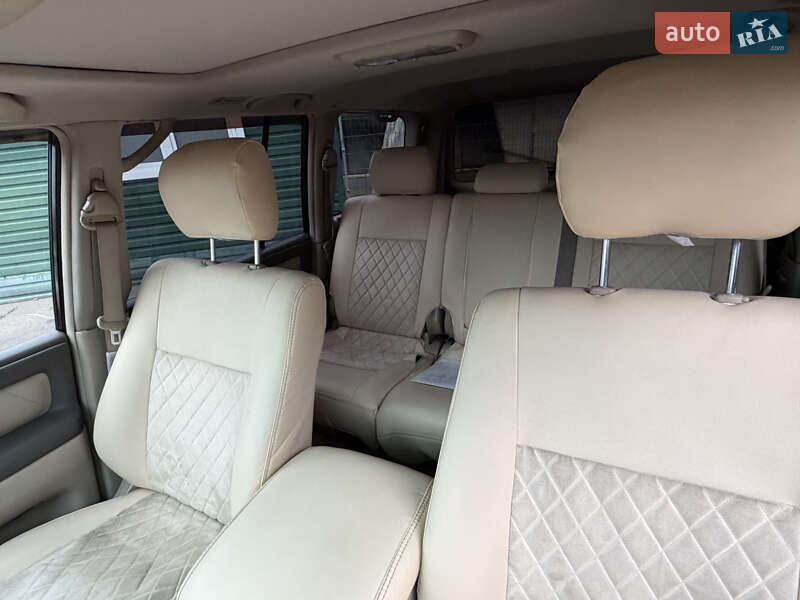 Внедорожник / Кроссовер Toyota Land Cruiser 2005 в Полтаве