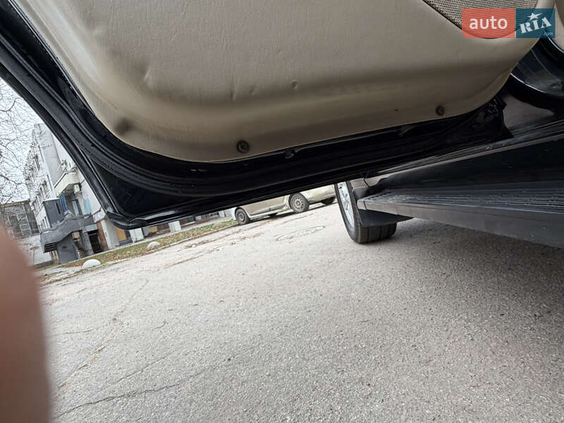 Внедорожник / Кроссовер Toyota Land Cruiser 2005 в Полтаве