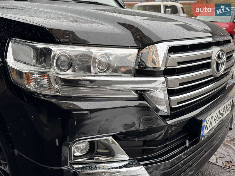 Позашляховик / Кросовер Toyota Land Cruiser 2020 в Києві фото 6 Позашляховик / Кросовер Toyota Land Cruiser 2020 в Києві