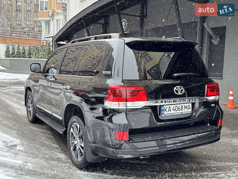 Позашляховик / Кросовер Toyota Land Cruiser 2020 в Києві фото 10 Позашляховик / Кросовер Toyota Land Cruiser 2020 в Києві