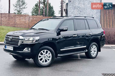 Внедорожник / Кроссовер Toyota Land Cruiser 2020 в Киеве